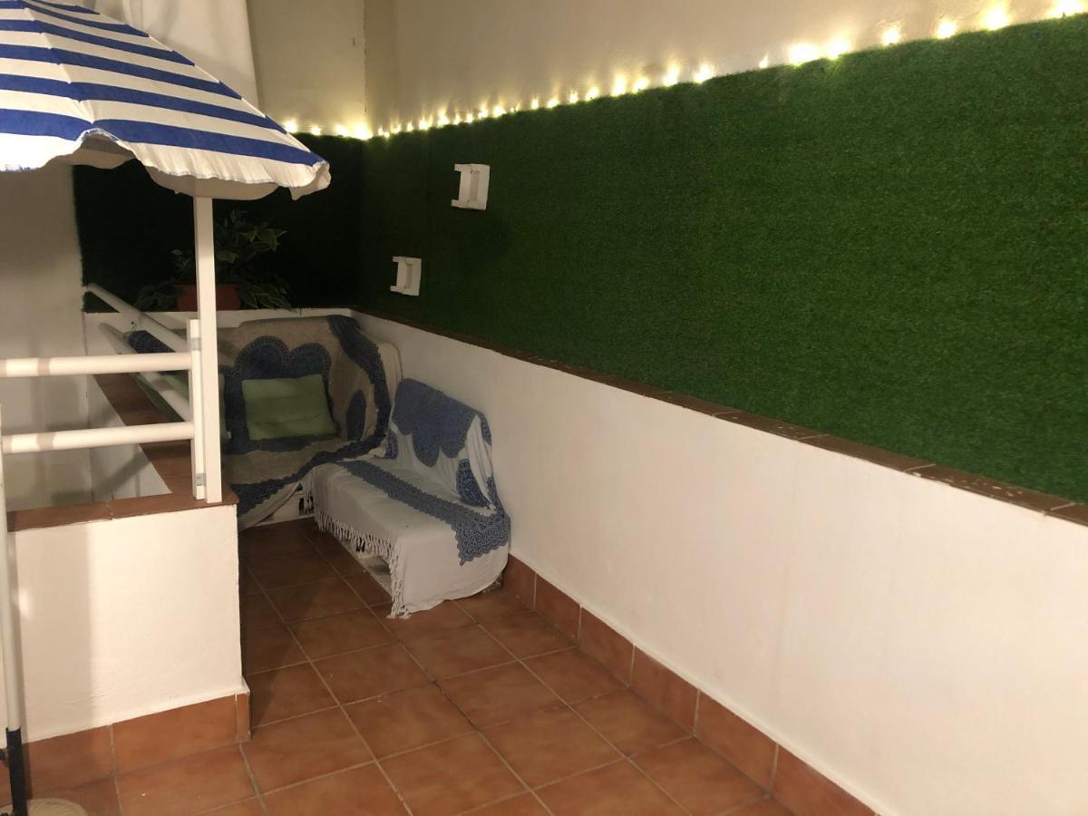 Ilios Apartamentos Malaga Exterior photo